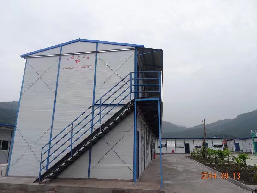 双坡K式屋面